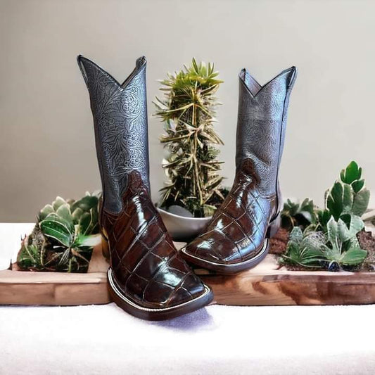 Howdy Cowboy Boots Small Acrylic Tray, The Burlap Sack Boutique, Bay City  Texas